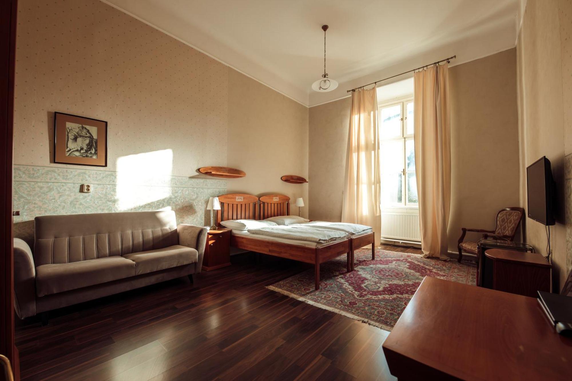 Hotel Kaštieľ Mojmírovce Exterior foto
